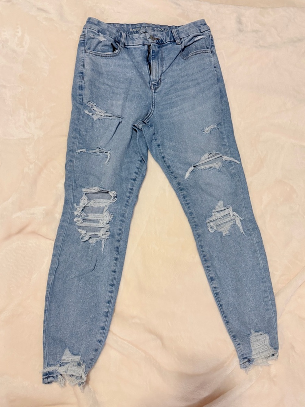 American Eagle Outfitters Light Blue Ripped Boyfriend Jeans